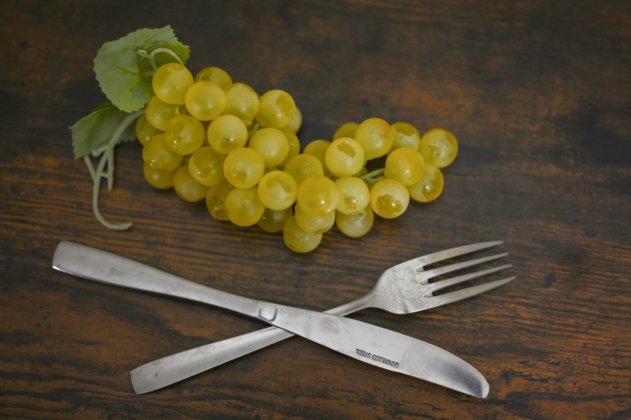 Who is in the Menu 14